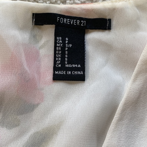 Spring floral crop top/blouse - Picture 2 of 3